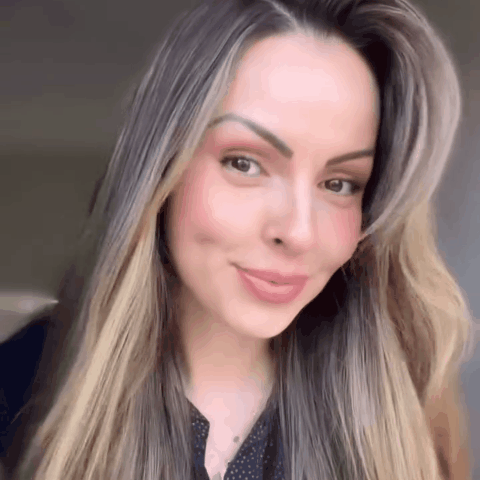 liviamaiaraoficial_1787610365_3971085617596938057_176638323.gif